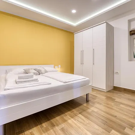 Holiday home Casa Conrad